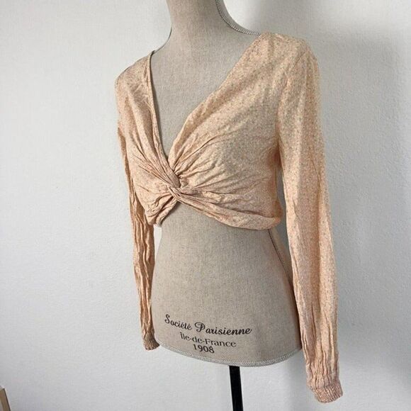 Urban Outfitters Women’s Peach Floral Twist Front Crop Top Long Sleeve Blouse M - Picture 10 of 12